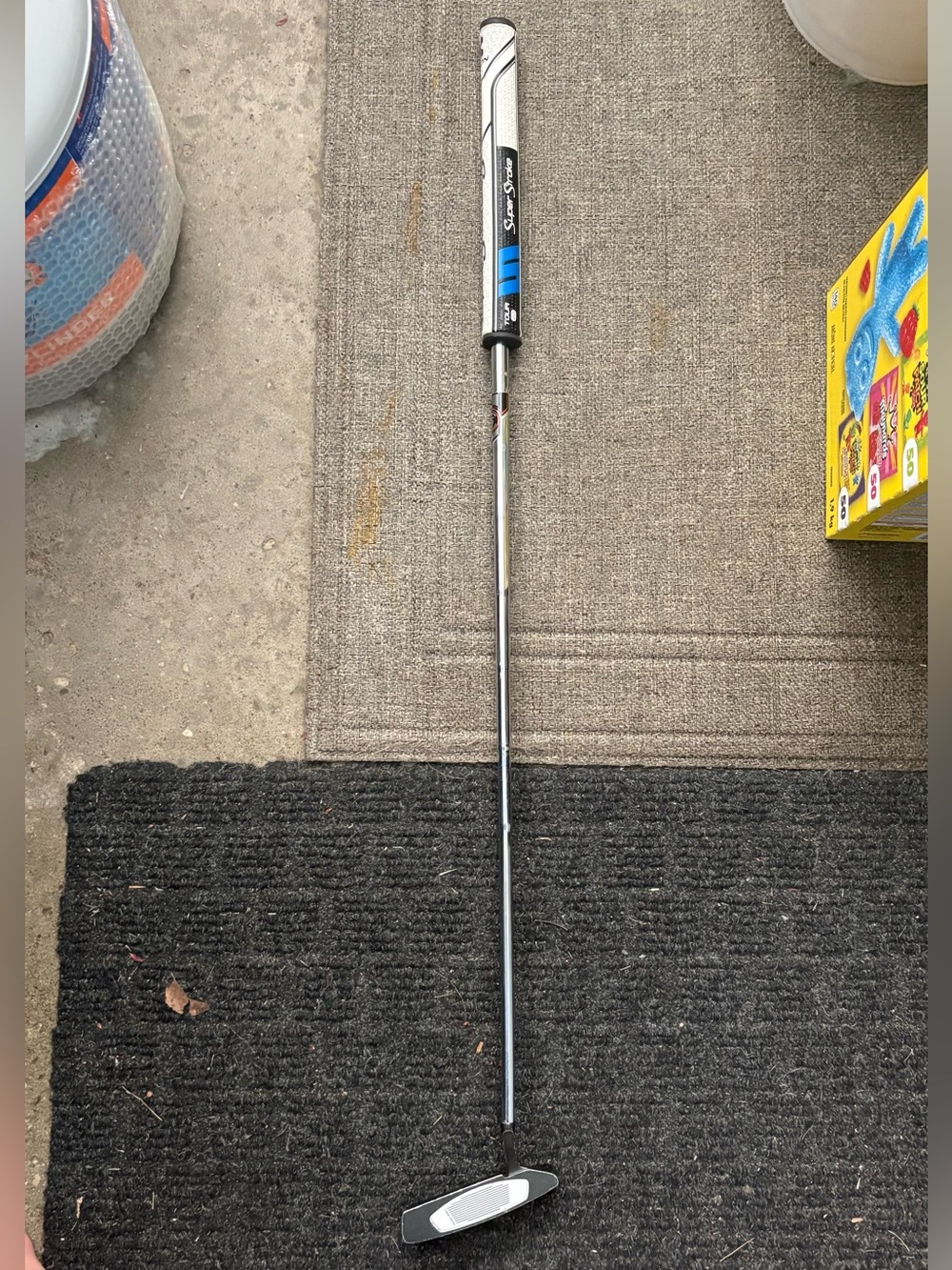 TaylorMade Black and Silver Blade Putter